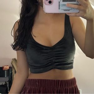 Gully hicks black top